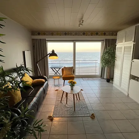 At Sea - Zeedijk Apartment